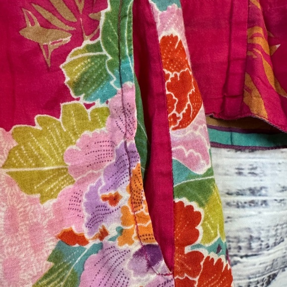 Sundance Birds of Paradise Pink Floral Printed Pintucked Tunic Top - S - Picture 4 of 7